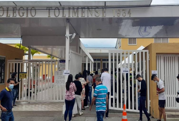colegio tolimense