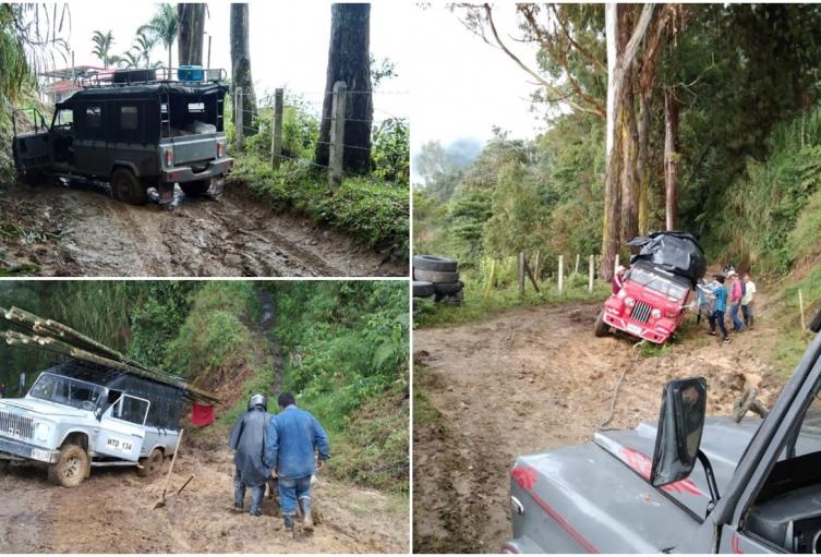 Taponamiento de vía en Charco Rico por lluvias de Ibagué 