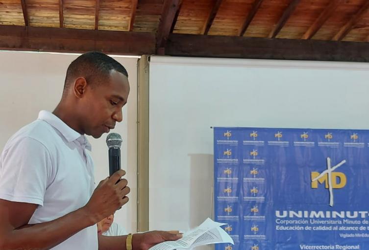 Antonio Uparela, estudiante de Comunicación de la Uniminuto