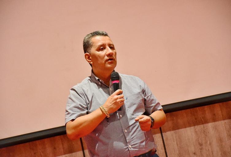 Gobernador Tolima salud