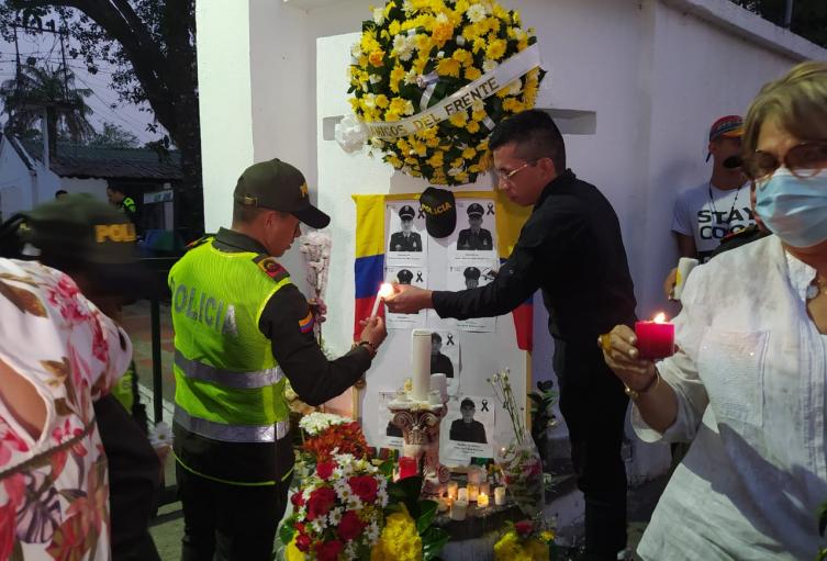 Homenaje Póstumo uniformados Neiva