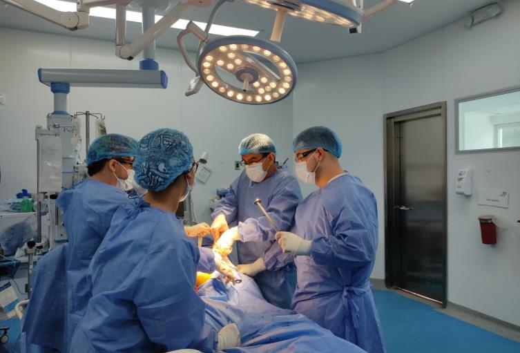 Más de 30 personas han recibido trasplante de corazón artificial.