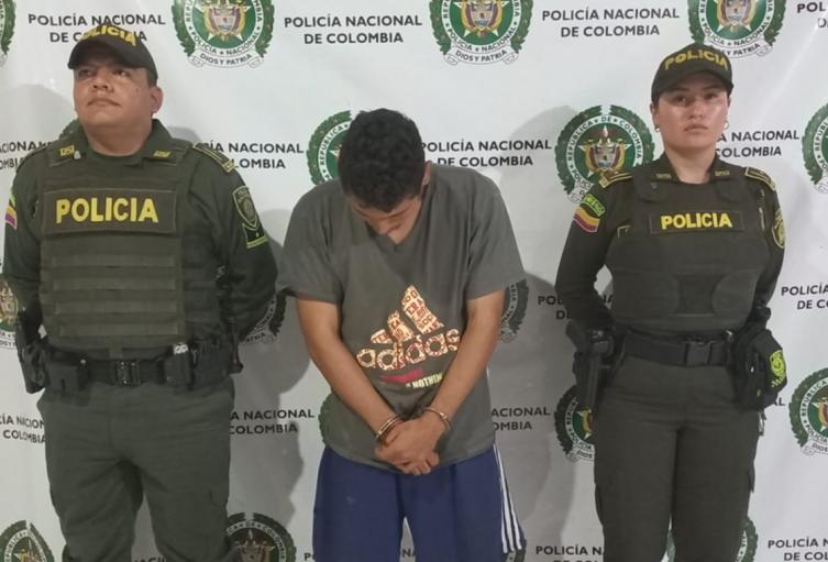 ¡Repudio total! Sujeto se pegó tremenda ‘traba’ y mató a su madre a puñaladas