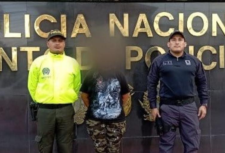 Mujer explotaba sexualmente a su hija de 11 años de edad