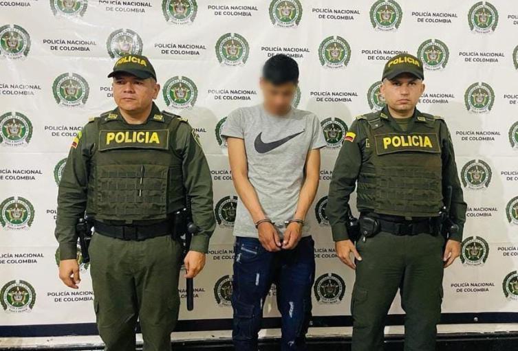 Cuando hacia “piques en moto” habría atropello a un menor de 17 meses.