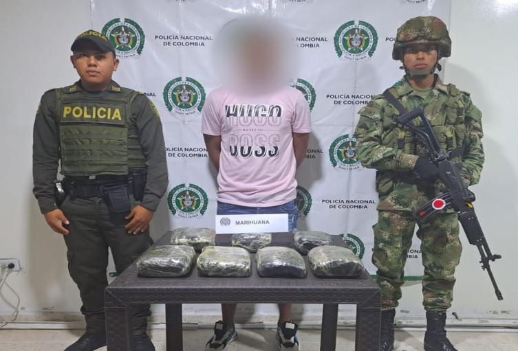 Sorprendieron pasajero que pretendía distribuir casi 3.500 dosis de marihuana creepy en el sur del Tolima