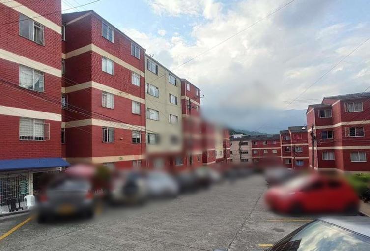 ¡Tristeza! Profesora del Joaquín París se habría quitado la vida en el conjunto Caracolí de Ibagué