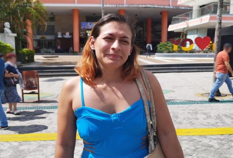 Alejandra, teme por su vida, tras quedar en libertad el patrullero que la hizo arrojar de un balcón en Ibagué