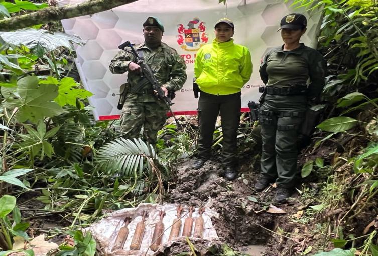 Hallaron un depósito ilegal de granadas de fabricación artesanal pertenecientes a disidencias de las Farc en Rioblanco