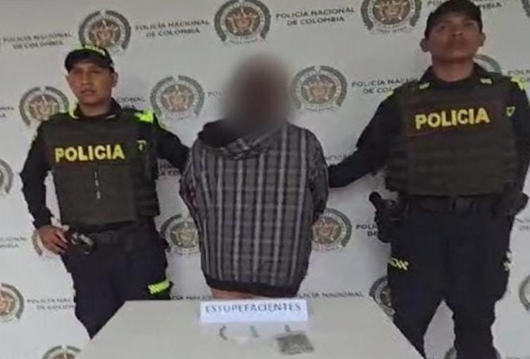 ¡La Pillaron! Mujer fue sorprendida ingresando marihuana en tubos de crema dental a la cárcel de Chaparral
