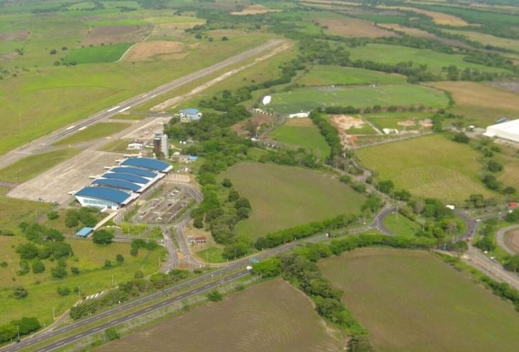 Aeropuerto Perales