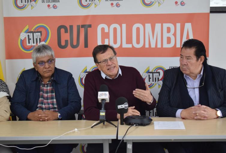 Fabio Arias presidente de la CUT.