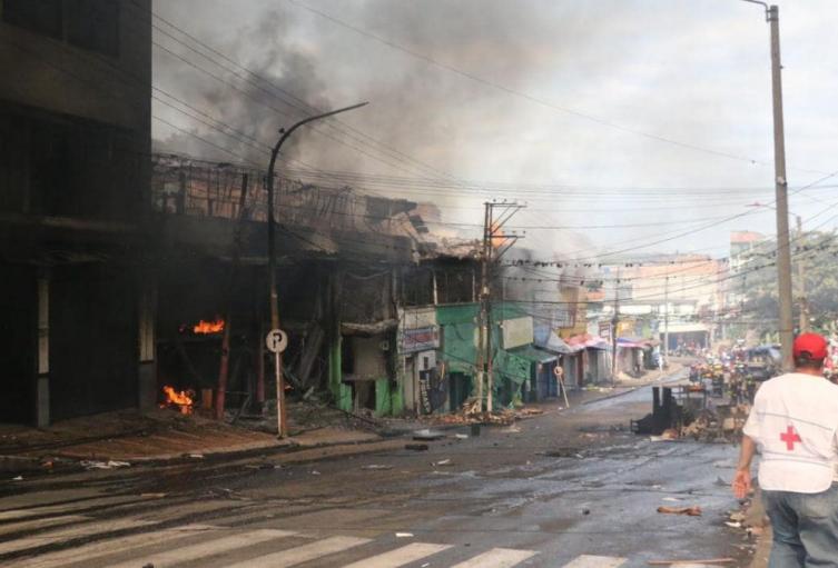 Incendio zona comercial Ibagué | Incendio Ibagué | Emergencia barrio Estación | Agosto 2024