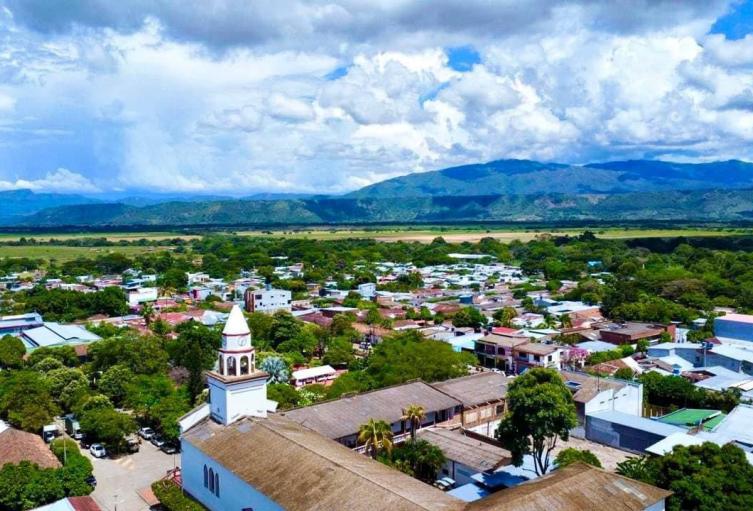 Patrullero del policía herido en ataque de disidencias de las Farc en Tesalia, Huila