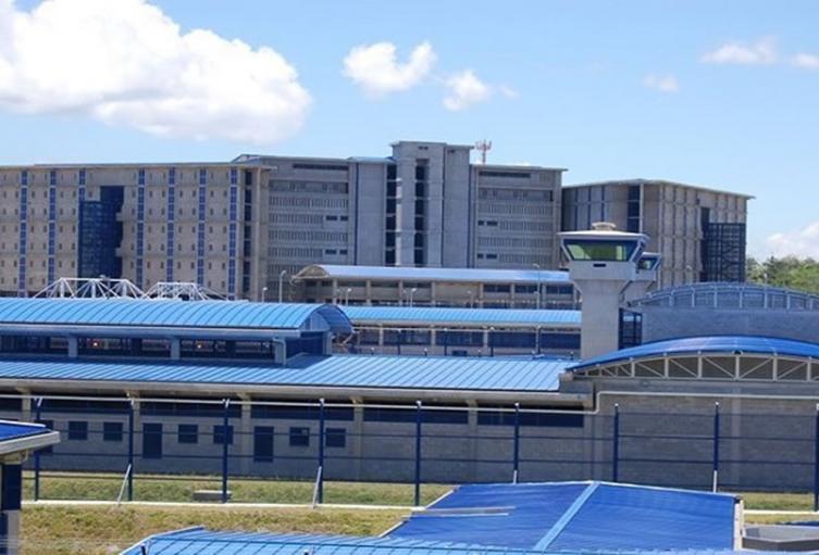 Internos denuncian que no les venden en los expendios del Coiba en Picaleña