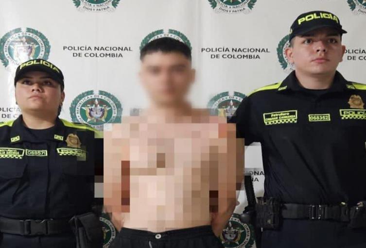 Joven se enchuquizó y al parecer drogado apuñaló a su madre en Balcones de Navarra en Ibagué