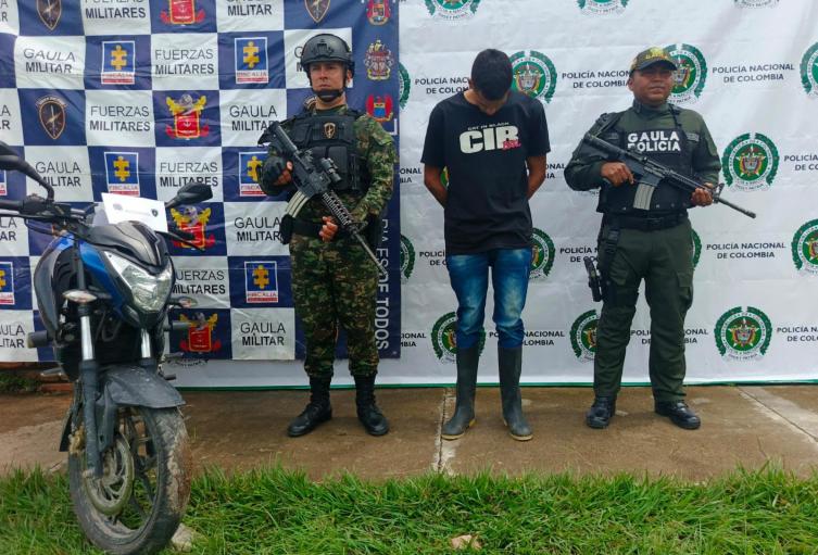 Capturan extorsionista que suplantaba integrantes de grupos armados en el Huila 