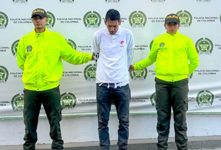 Con cuchillo en mano y antecedentes: así cayó presunto agresor en Ibagué