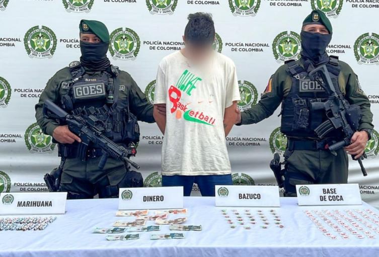 Tenía droga, antecedentes y lo sorprendieron patrullando en El Planchón