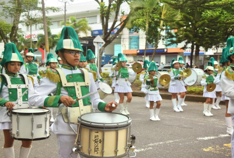 Desfile Juegos Intercolegiados en Ibagué