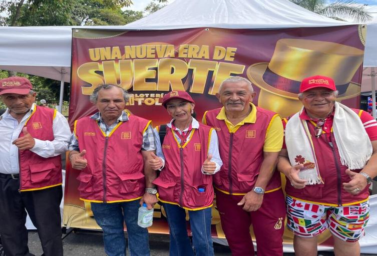 Los loteros homenajeados en la Carrera Atlética Donde Corre la Suerte