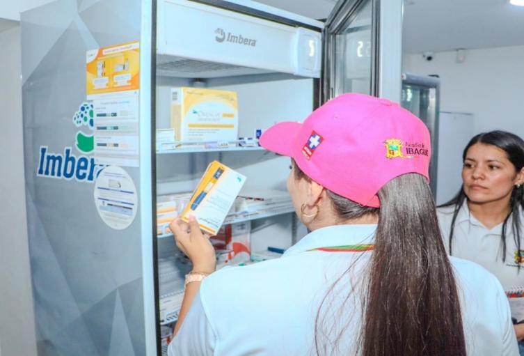 Operativos en farmacias de Ibagué