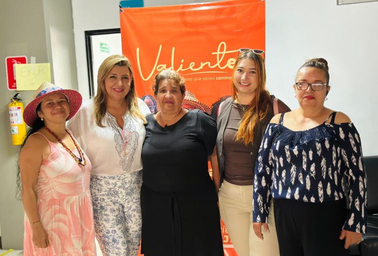 Culmina en Ibagué la primera Escuela de Liderazgo para mujeres del Tolima