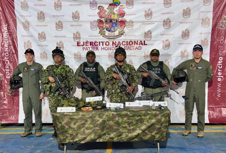 Combates en Cauca y límite del Huila deja un disidente muerto. 
