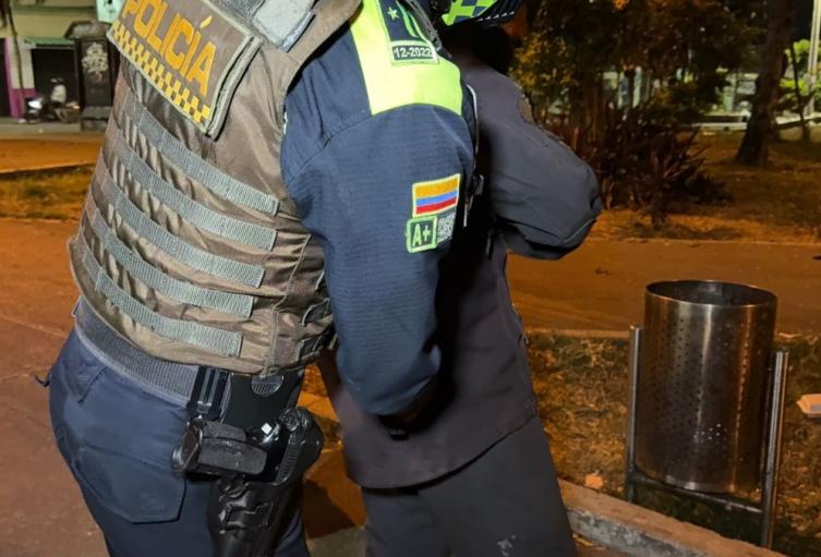 Golpe a la inseguridad: tremenda redada dejó capturas, droga y armas incautadas en Ibagué