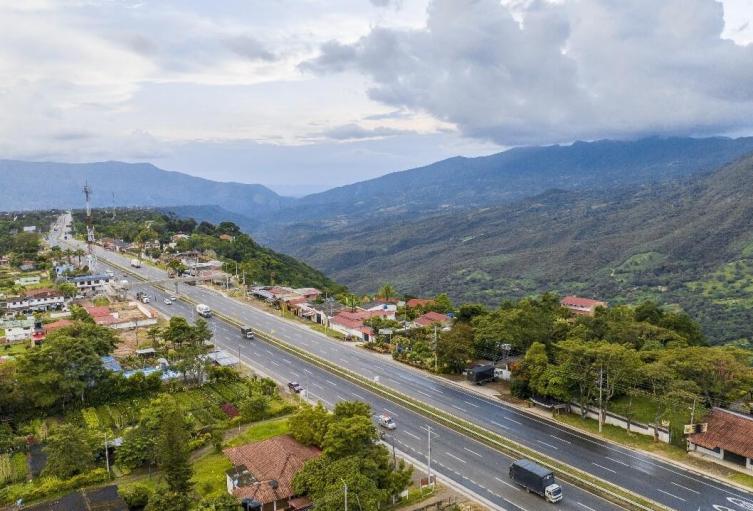 Vía Bogotá-Girardot,  Concesión Vía Sumapaz