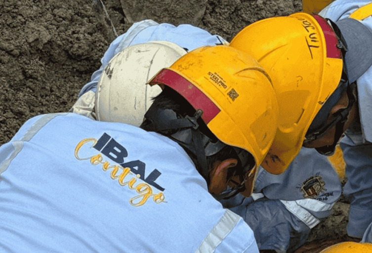 IBAL adelanta obras de empalme en el tanque La Alsacia IBAL adelanta obras de empalme en el tanque La Alsacia