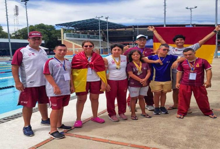 Delegación tolimense de natación con discapacidad intelectual