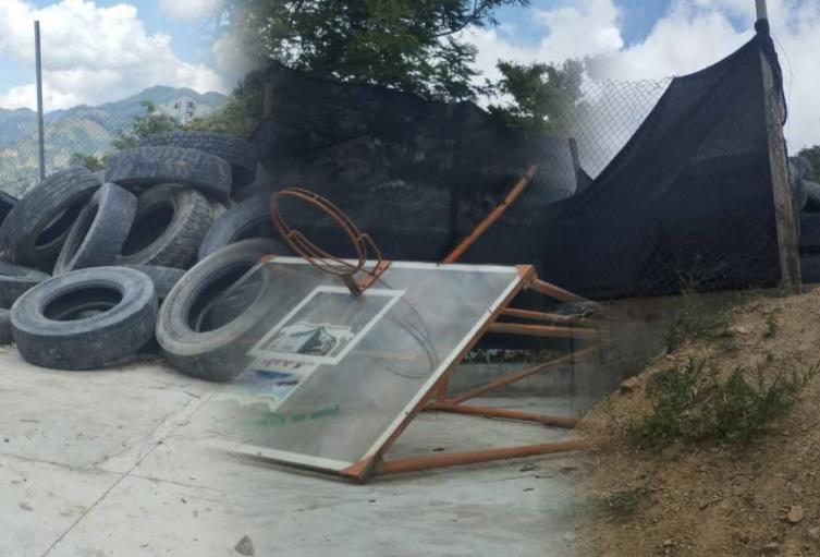 Padres de familia denuncian que pagan reparaciones de escuela rural de Anzoátegui