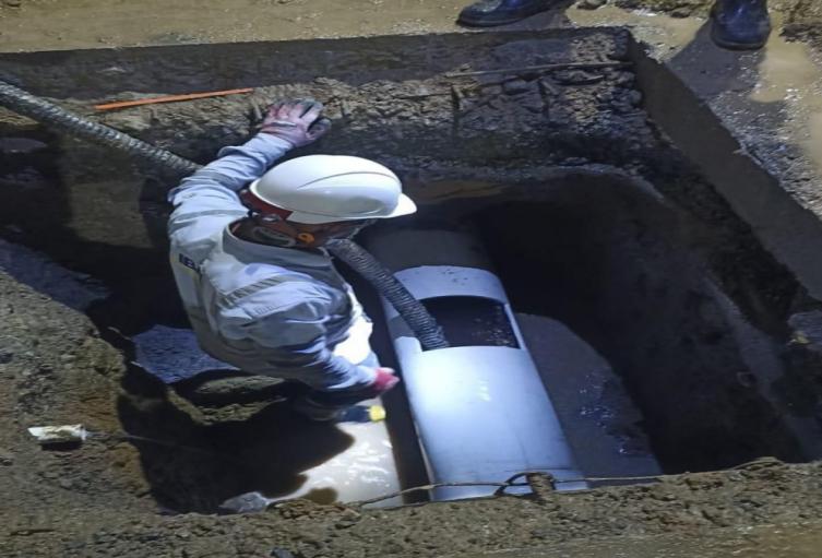 Daño red matriz comuna 7 