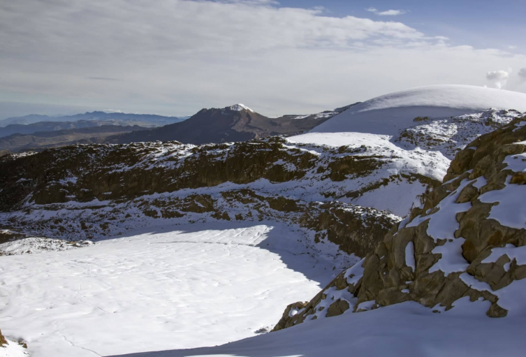 Acelerado deshielo del Nevado Santa Isabel pone en riesgo a miles de tolimenses