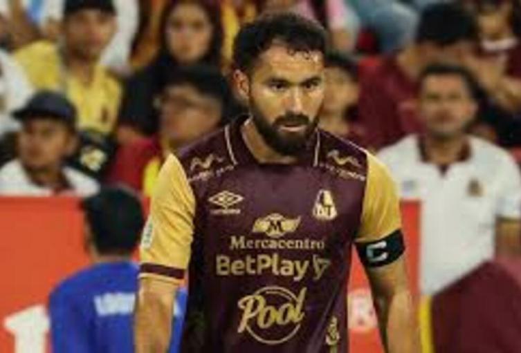El volante Juan Pablo Nieto, capitán de campo del Deportes Tolima