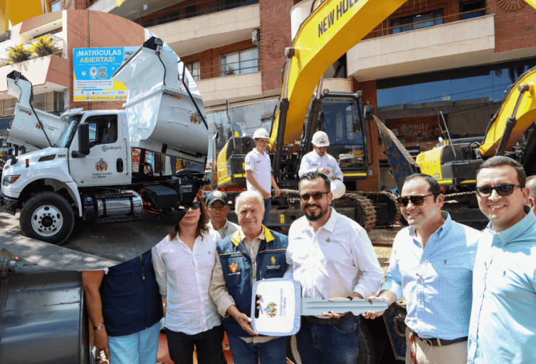 Nueva entrega de maquinaria fortalece la atención de emergencias en el departamento