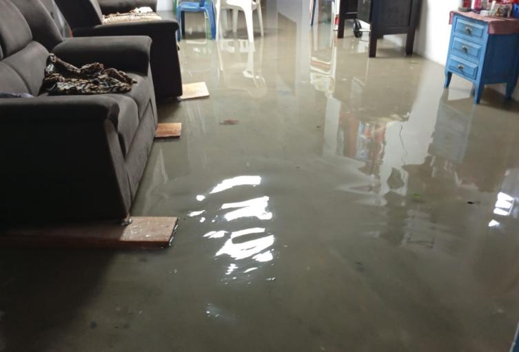 Más de 200 familias damnificadas por inundaciones en Leticia, Amazonas