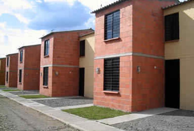 Viviendas-Interes-Socialj.jpg