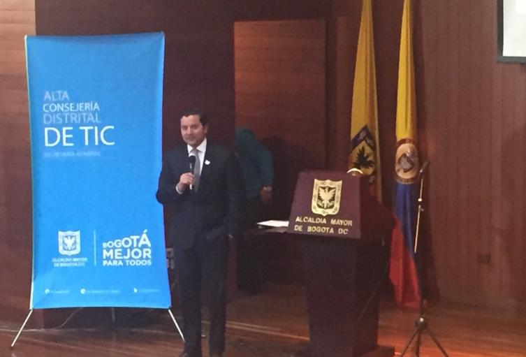 conferenciacch.jpg