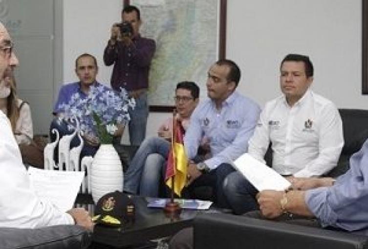 gobierno-entrego-viabilidad-para-acueducto-de-armero-guayabal.jpg