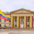 Bandera a media asta en la Casa de Nariño. 