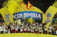 Los jugadores del Deportes Tolima así celebraron el título