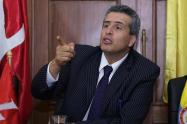 LUIS FERNANDO VELASCO
