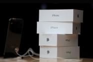 Las cajas con los nuevos iPhone de Apple