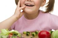 Niños - Niña - Nutrición - Alimentos - Vegetales