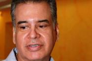 Por pedir plata a contratistas, denuncian ante Fiscal General a Emilio Martínez Rosales