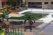 Piscina conjunto arboleda campestre cámbulos