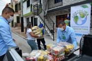 Las ayudas serán destinadas para entregar 126 mercados a un grupo de recicladores de la comuna 8 de Ibagué