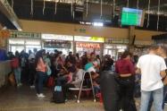 Solo se permitirá el transporte de personas para la prestación de servicios de salud y que requieran movilizarse pero autorizadas
